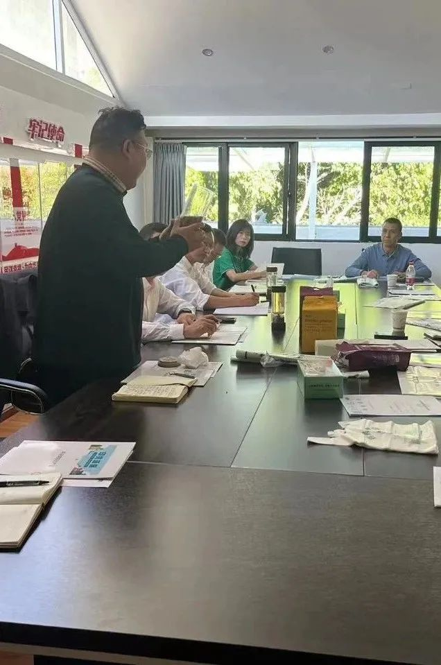 大理州衛(wèi)健委召開座談會推薦我司環(huán)保產(chǎn)品 大理州衛(wèi)健委召開座談會推薦我司環(huán)保降解塑料袋產(chǎn)品(圖3)